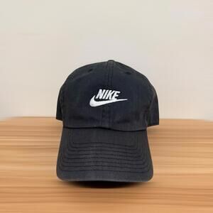 Nike Heritage86 Black Swoosh Logo Dad Hat Cap Adjustable Strapback Men’s